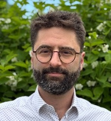 Dr. Jonas Rooseleer Dr. Jonas Rooseleer